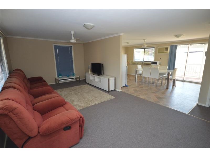 8 Chick Place, Kalbarri WA 6536