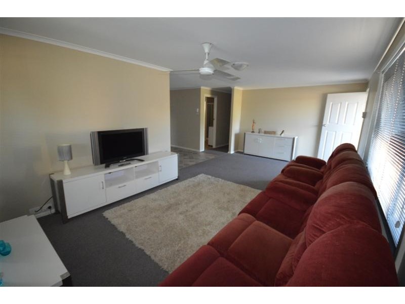 8 Chick Place, Kalbarri WA 6536