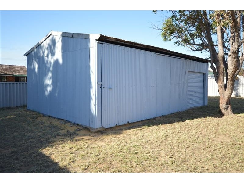 8 Chick Place, Kalbarri WA 6536