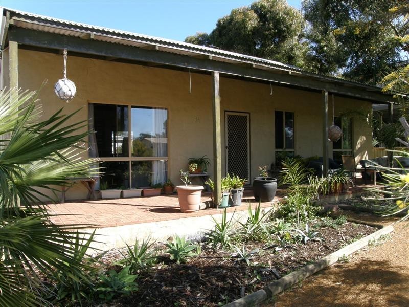 16 Glass Street, Kalbarri WA 6536