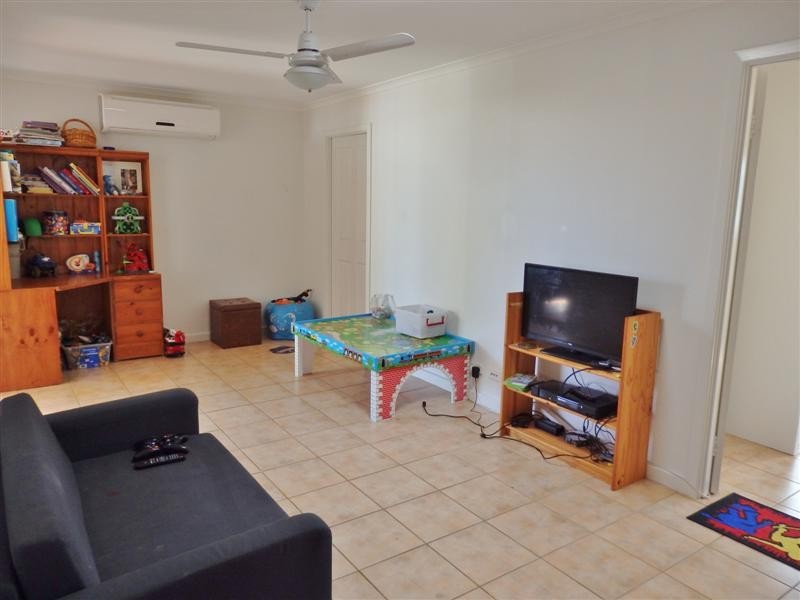 2 Carlton Crescent, Kalbarri WA 6536