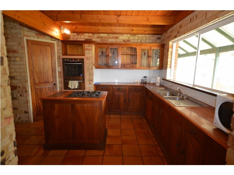 18 Gantheaume Crescent, Kalbarri WA 6536