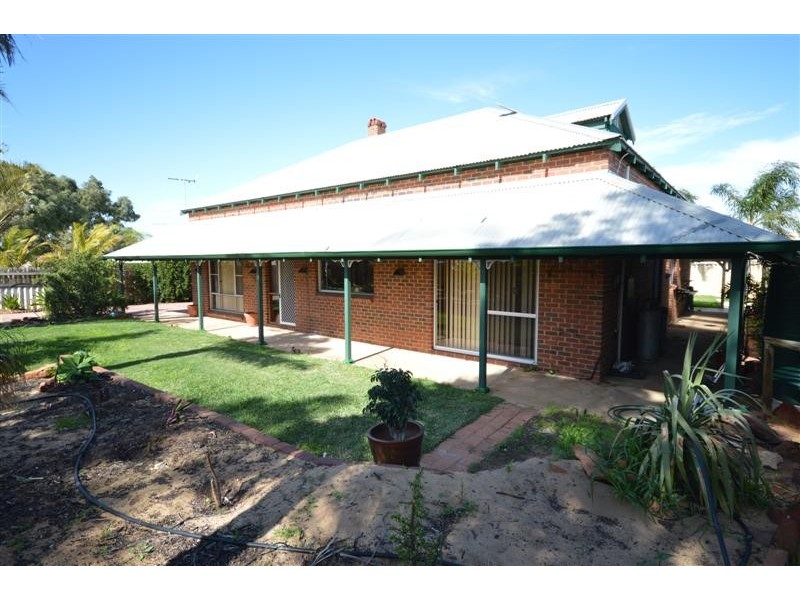 18 Gantheaume Crescent, Kalbarri WA 6536