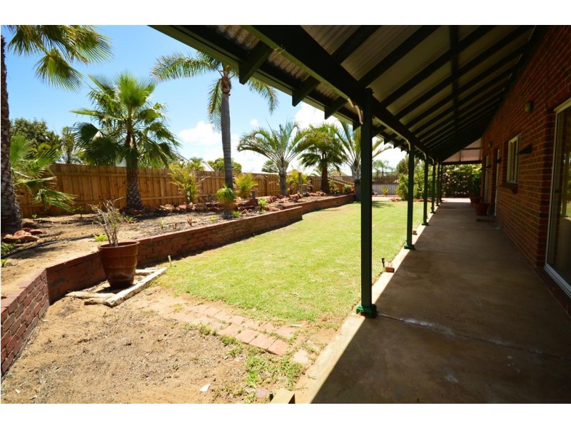 18 Gantheaume Crescent, Kalbarri WA 6536