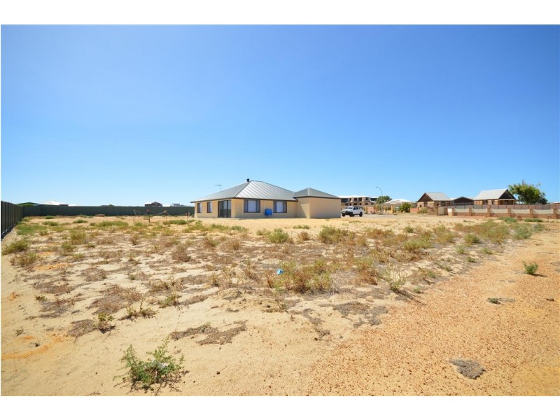 18 Castaway Street, Kalbarri WA 6536