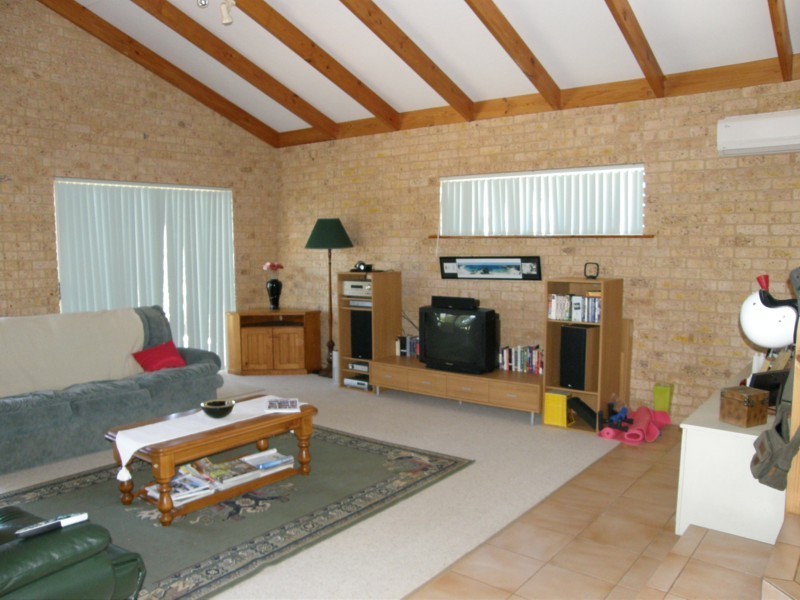 1/19 Waikiri Parade, Kalbarri WA 6536