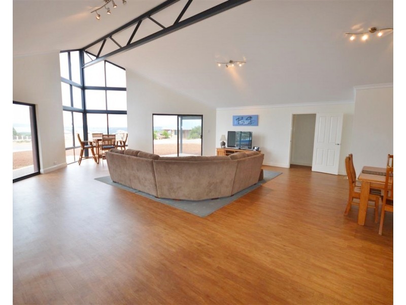 20 Browne Boulevard, Kalbarri WA 6536