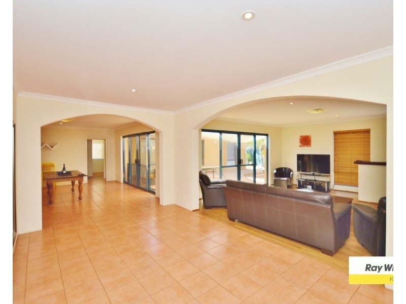 3 Seakist Retreat, Kalbarri WA 6536