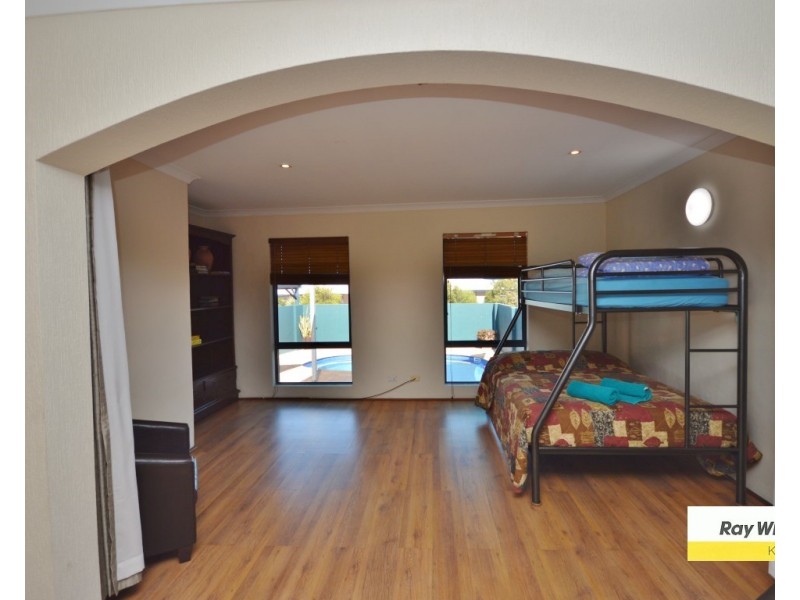 3 Seakist Retreat, Kalbarri WA 6536