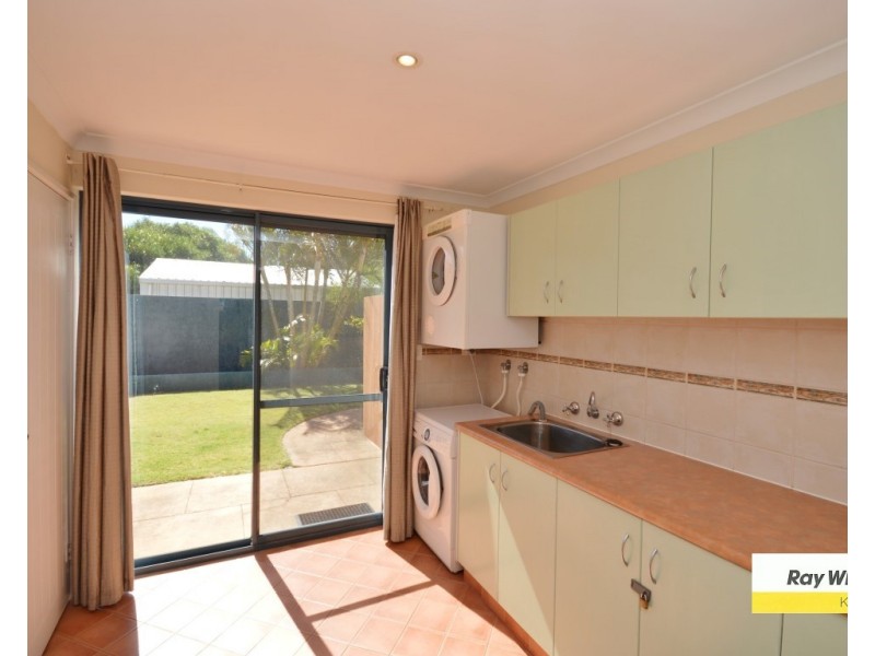 3 Seakist Retreat, Kalbarri WA 6536