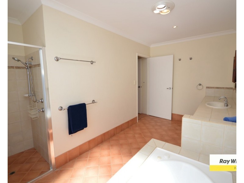 3 Seakist Retreat, Kalbarri WA 6536