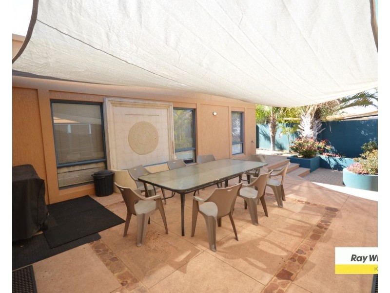 3 Seakist Retreat, Kalbarri WA 6536
