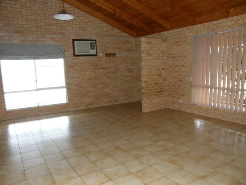 13 Callion Way, Kalbarri WA 6536