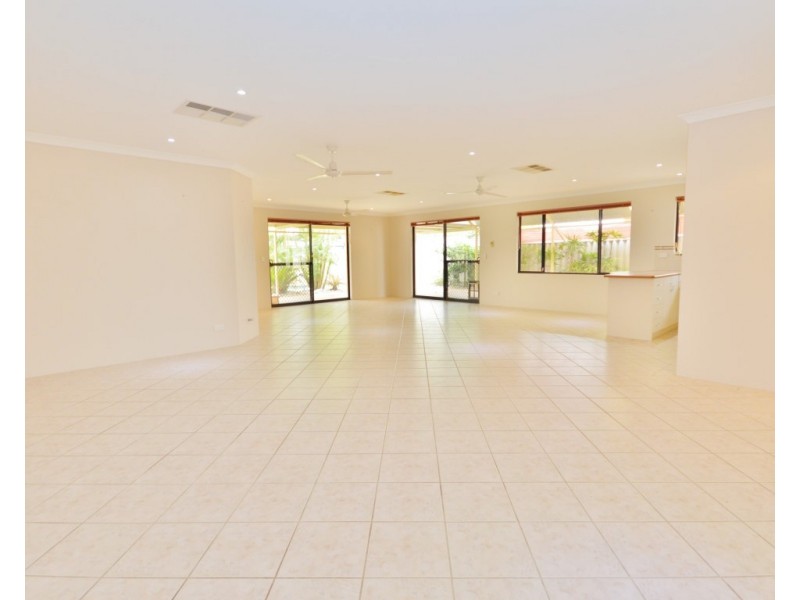 32 Crocos Circuit, Kalbarri WA 6536