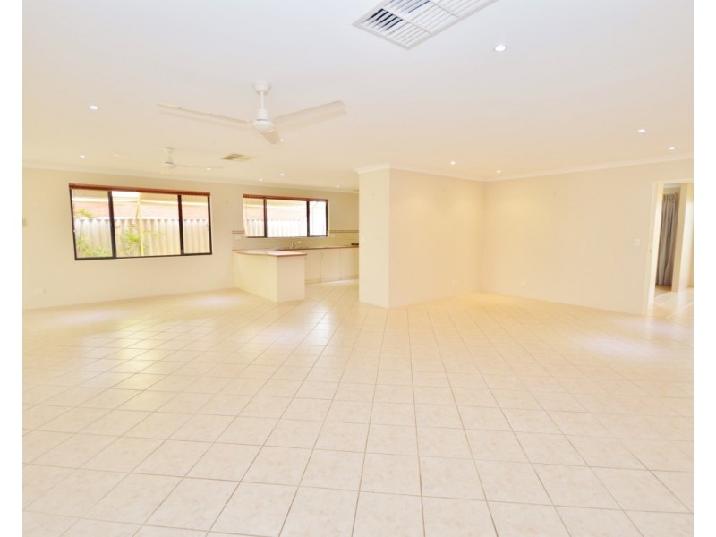 32 Crocos Circuit, Kalbarri WA 6536