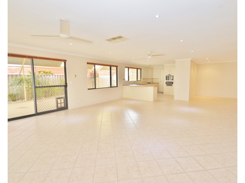 32 Crocos Circuit, Kalbarri WA 6536