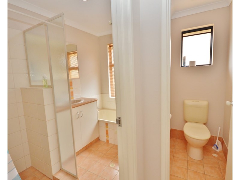 32 Crocos Circuit, Kalbarri WA 6536