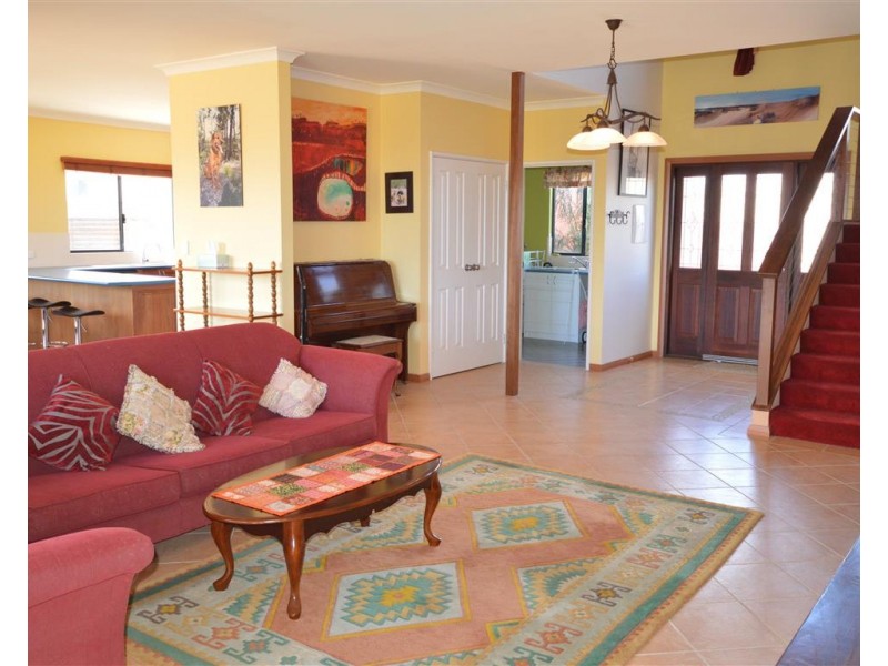 13 Tern Way, Kalbarri WA 6536