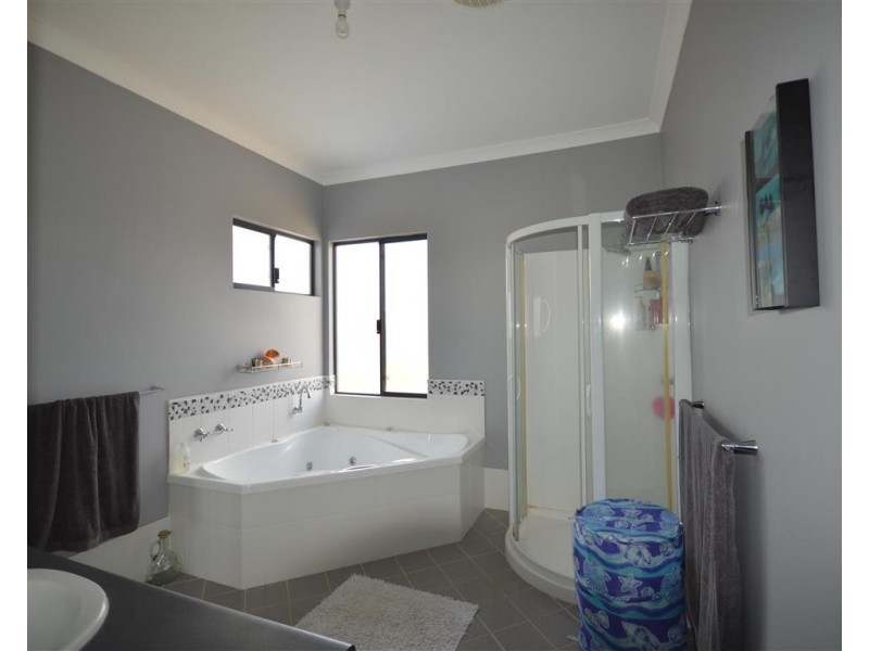 13 Tern Way, Kalbarri WA 6536