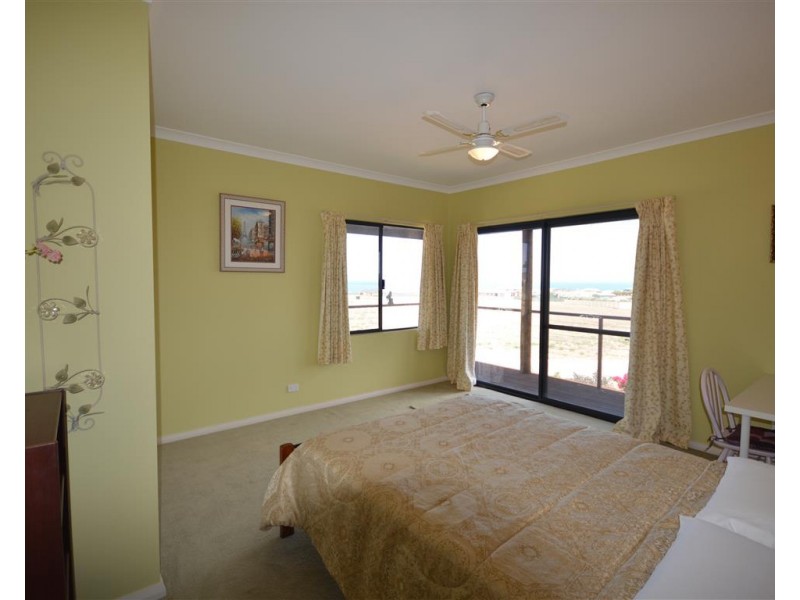 13 Tern Way, Kalbarri WA 6536