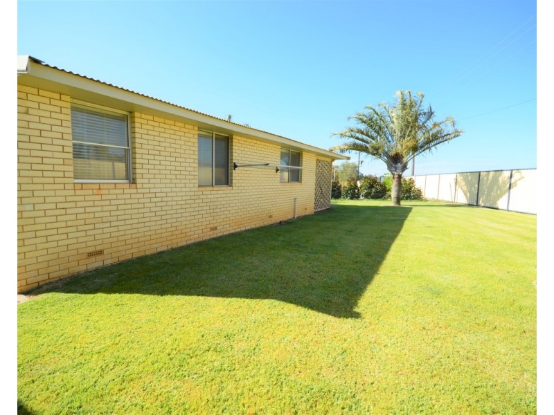 2/116 Nanda Drive, Kalbarri WA 6536