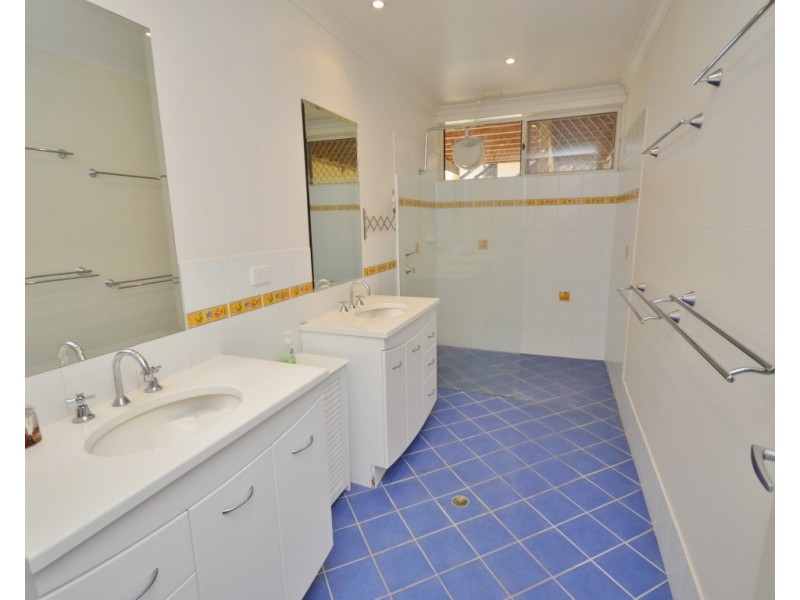 18 Glass Street, Kalbarri WA 6536