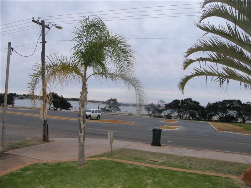 1/130 Grey Street – Seacrest, Kalbarri WA 6536