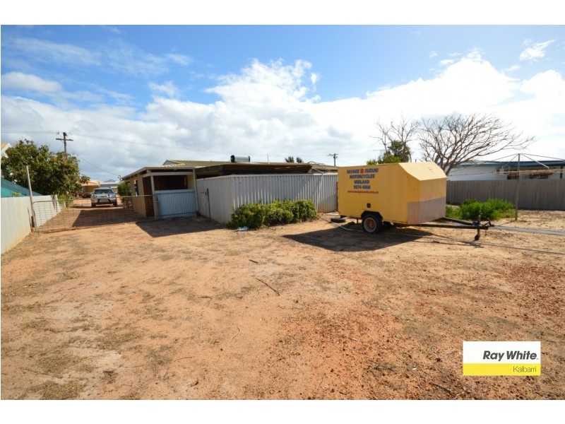 14 Ralph Street, Kalbarri WA 6536