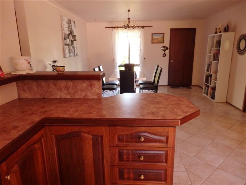 19 Batavia Circle, Kalbarri WA 6536