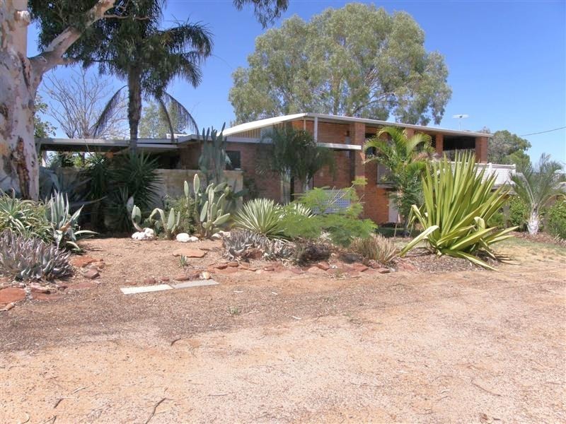 48 Magee Crescent, Kalbarri WA 6536