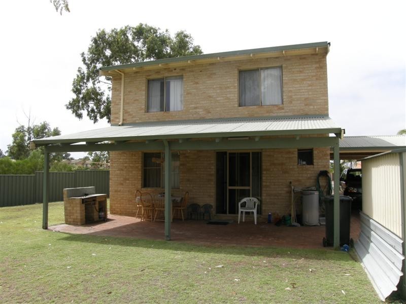 2/6 Kelsar Green, Kalbarri WA 6536