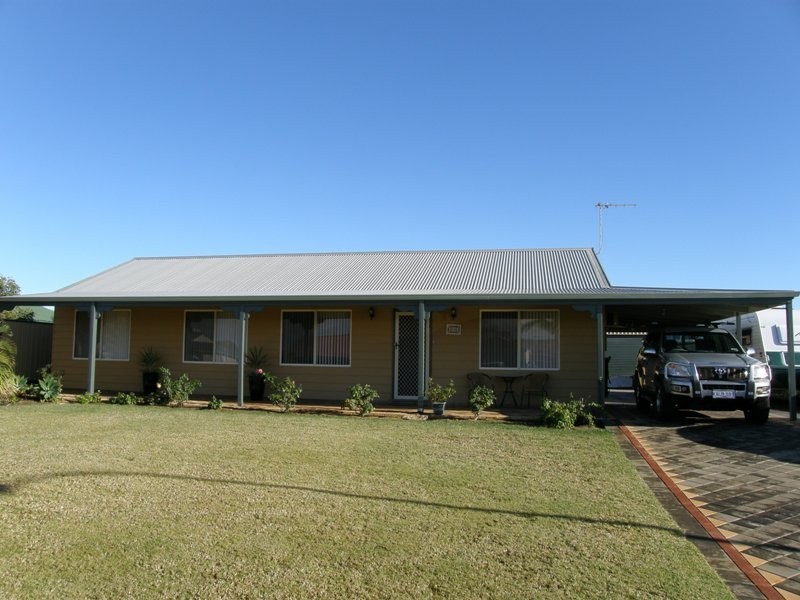 44 Gantheume, Kalbarri WA 6536