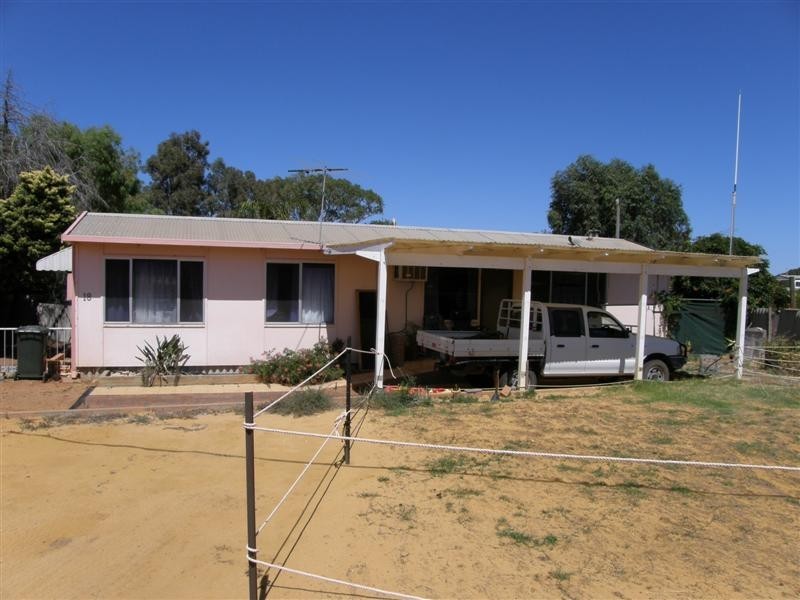 18 Penn Street, Kalbarri WA 6536