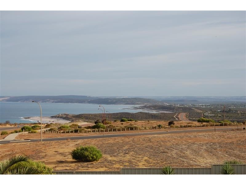 12 Mariner Crescent, Kalbarri WA 6536