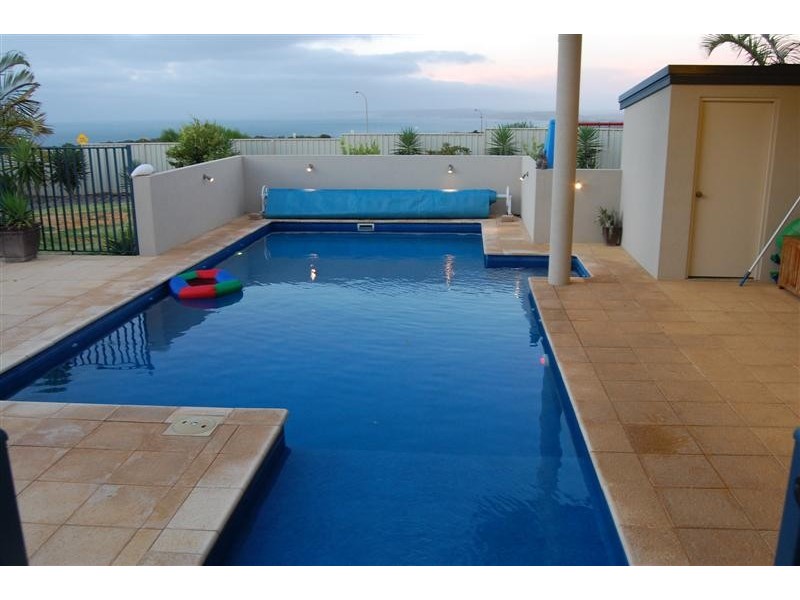 12 Mariner Crescent, Kalbarri WA 6536