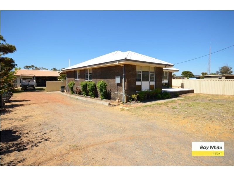 35 Hackney Street, Kalbarri WA 6536