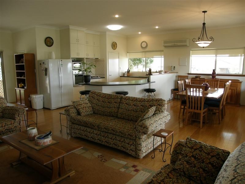 20 Sequita Way, Kalbarri WA 6536