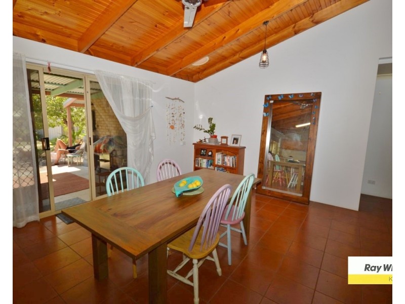 3 Starfire Close, Kalbarri WA 6536