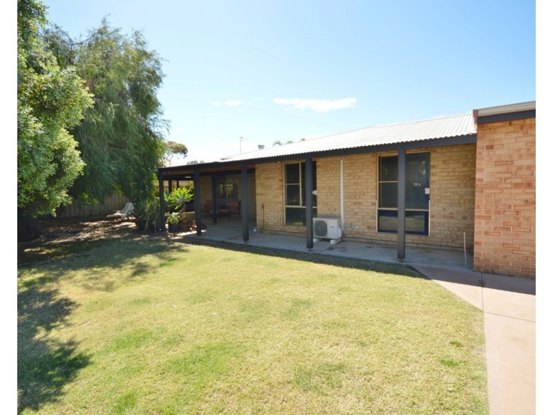 3 Starfire Close, Kalbarri WA 6536