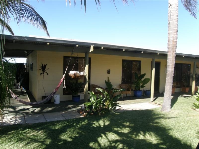 6 Gantheaume Crescent, Kalbarri WA 6536