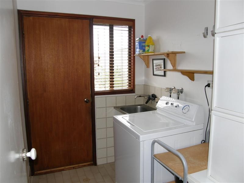 6 Gantheaume Crescent, Kalbarri WA 6536