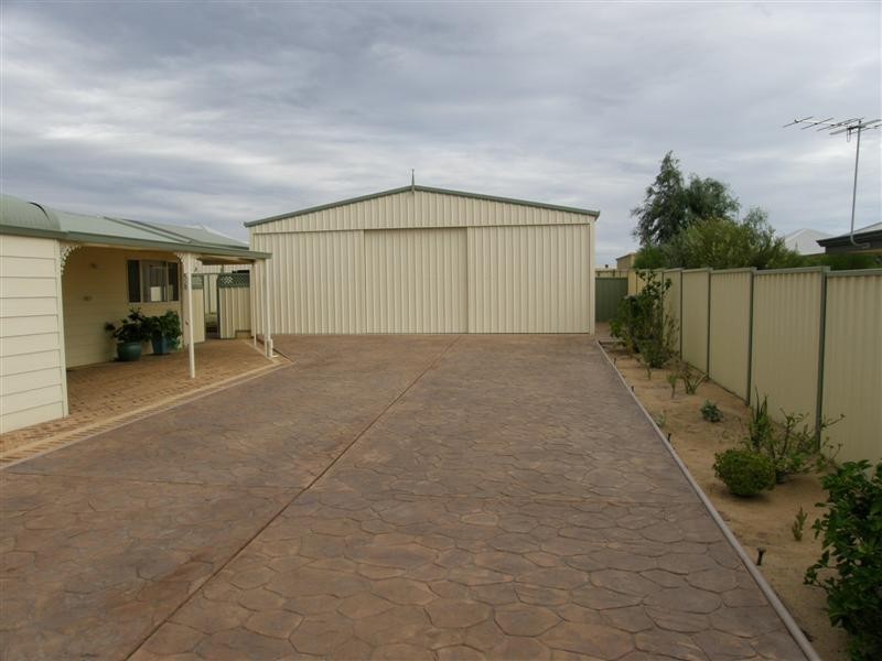 9 Mainwaring Drive, Kalbarri WA 6536