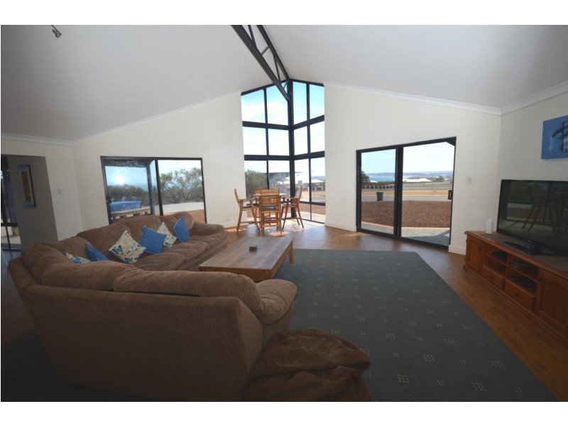 20 Browne Boulevard, Kalbarri WA 6536