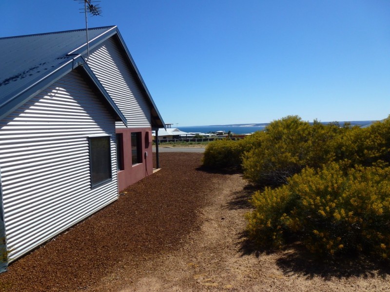 20 Browne Boulevard, Kalbarri WA 6536