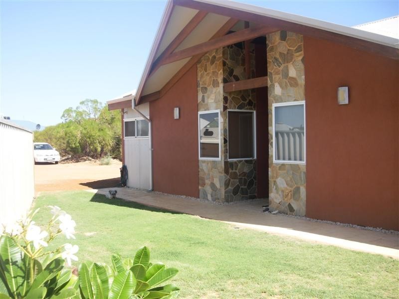 24 Crocos Circuit, Kalbarri WA 6536