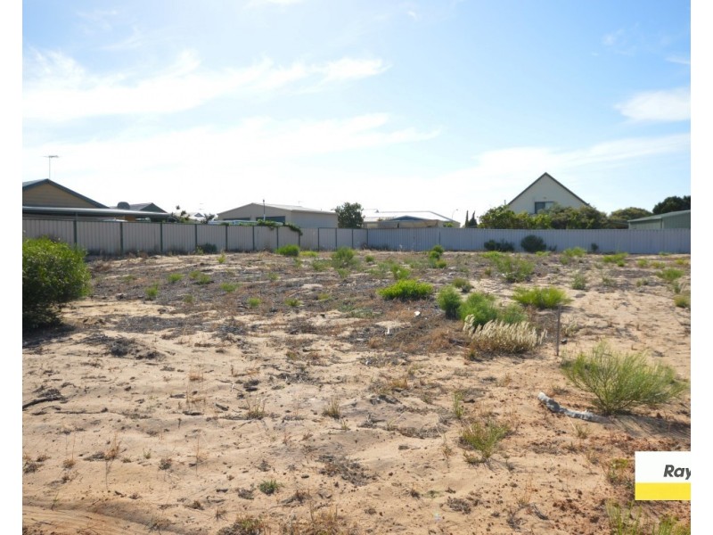 42 Lot 667 Gantheaume Drive, Kalbarri WA 6536