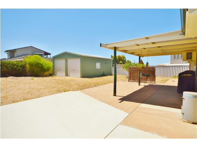 3 Waikiri Parade, Kalbarri WA 6536