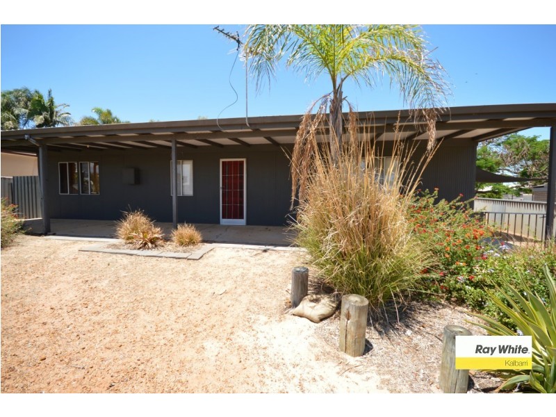 9 Chick Place, Kalbarri WA 6536