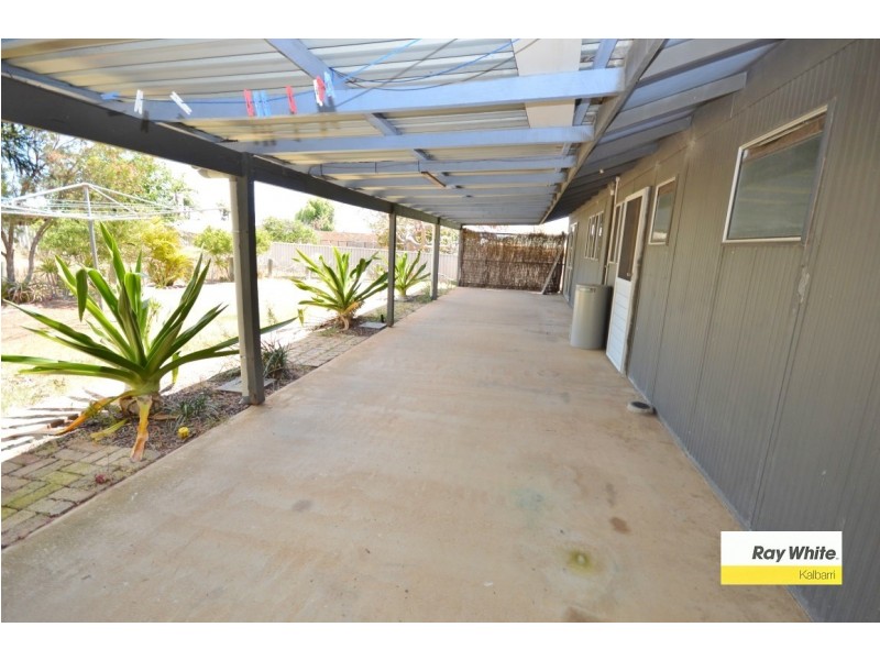 9 Chick Place, Kalbarri WA 6536