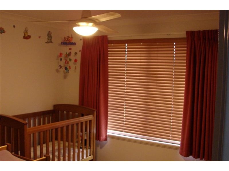 18 Charlton Loop, Kalbarri WA 6536